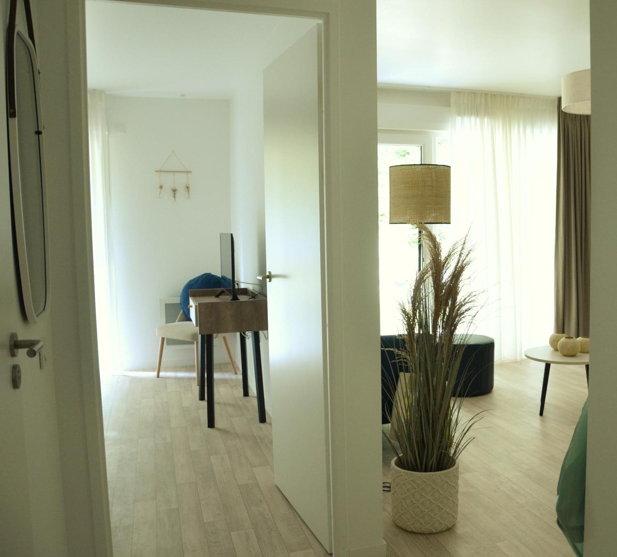 Residence Services Seniors - Domitys Les Jardins D'Ahna 디난 외부 사진